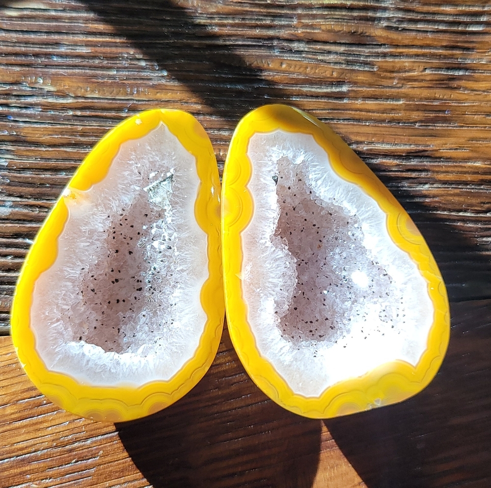 Chinese Warring States Agates Geode (Fighting Blood) Polished Pair All Natural
